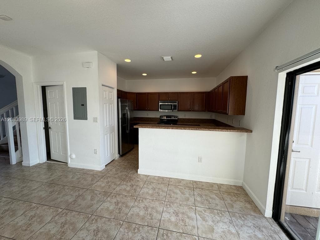 648 SE 32ND AVE # 648, Homestead FL 33033 — 11