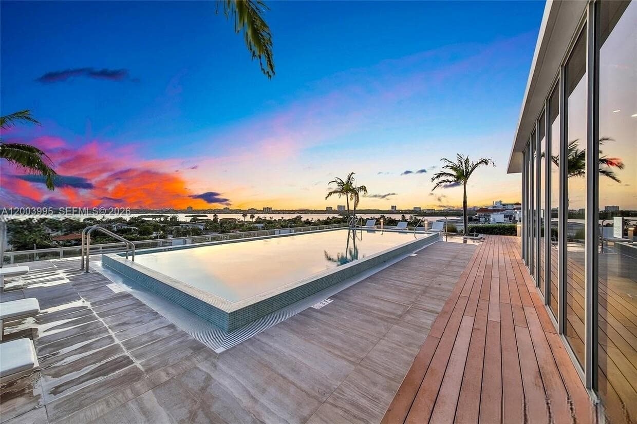 9940 W Bay Harbor Dr, Bay Harbor Islands FL 33154 — 39