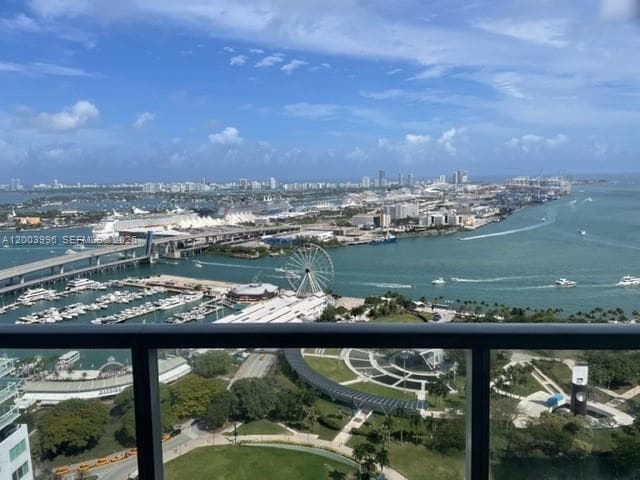 253 2nd St # 3807, Miami FL 33132 — 1