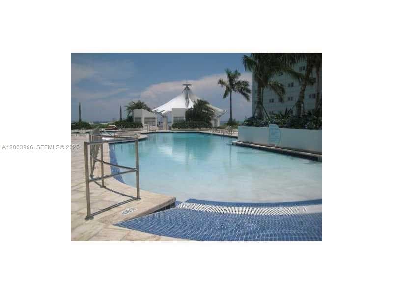 253 2nd St # 3807, Miami FL 33132 — 24