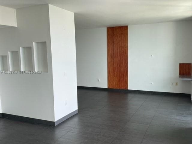 253 2nd St # 3807, Miami FL 33132 — 10