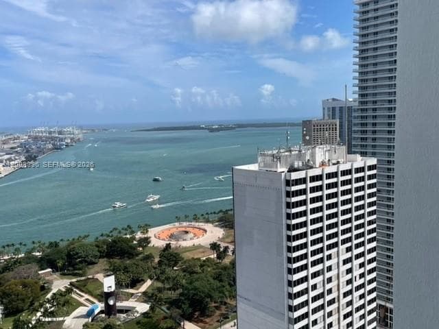 253 2nd St # 3807, Miami FL 33132 — 4