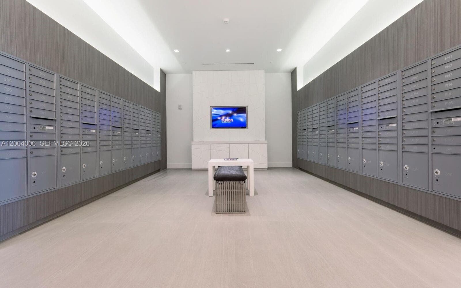 17111 Biscayne Blvd # 710, North Miami Beach FL 33160 — 62