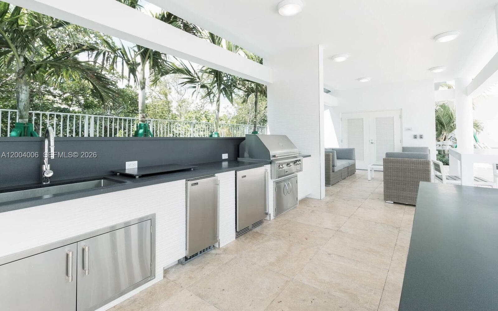 17111 Biscayne Blvd # 710, North Miami Beach FL 33160 — 70