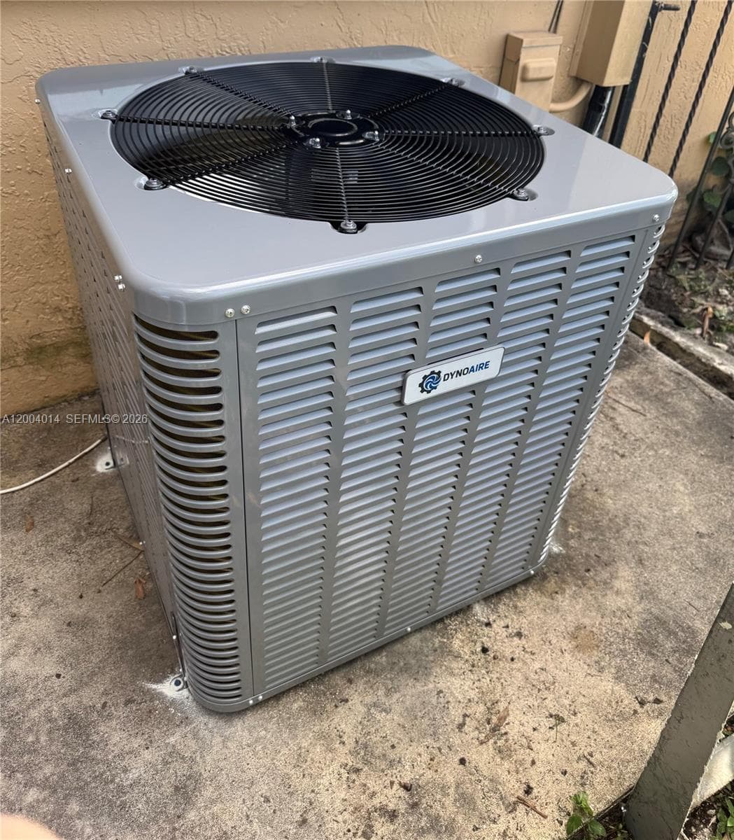 7599 W 4th Ct, Hialeah FL 33014 — 12