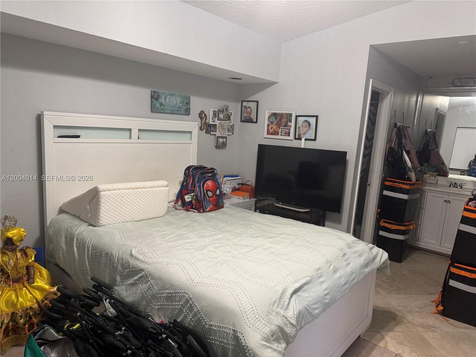 7599 W 4th Ct, Hialeah FL 33014 — 7