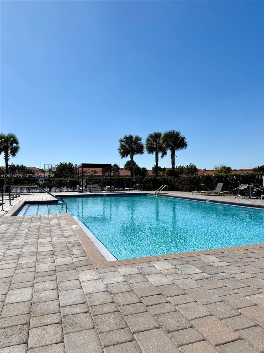 487 NE 5th St, Florida City FL 33034 — 17