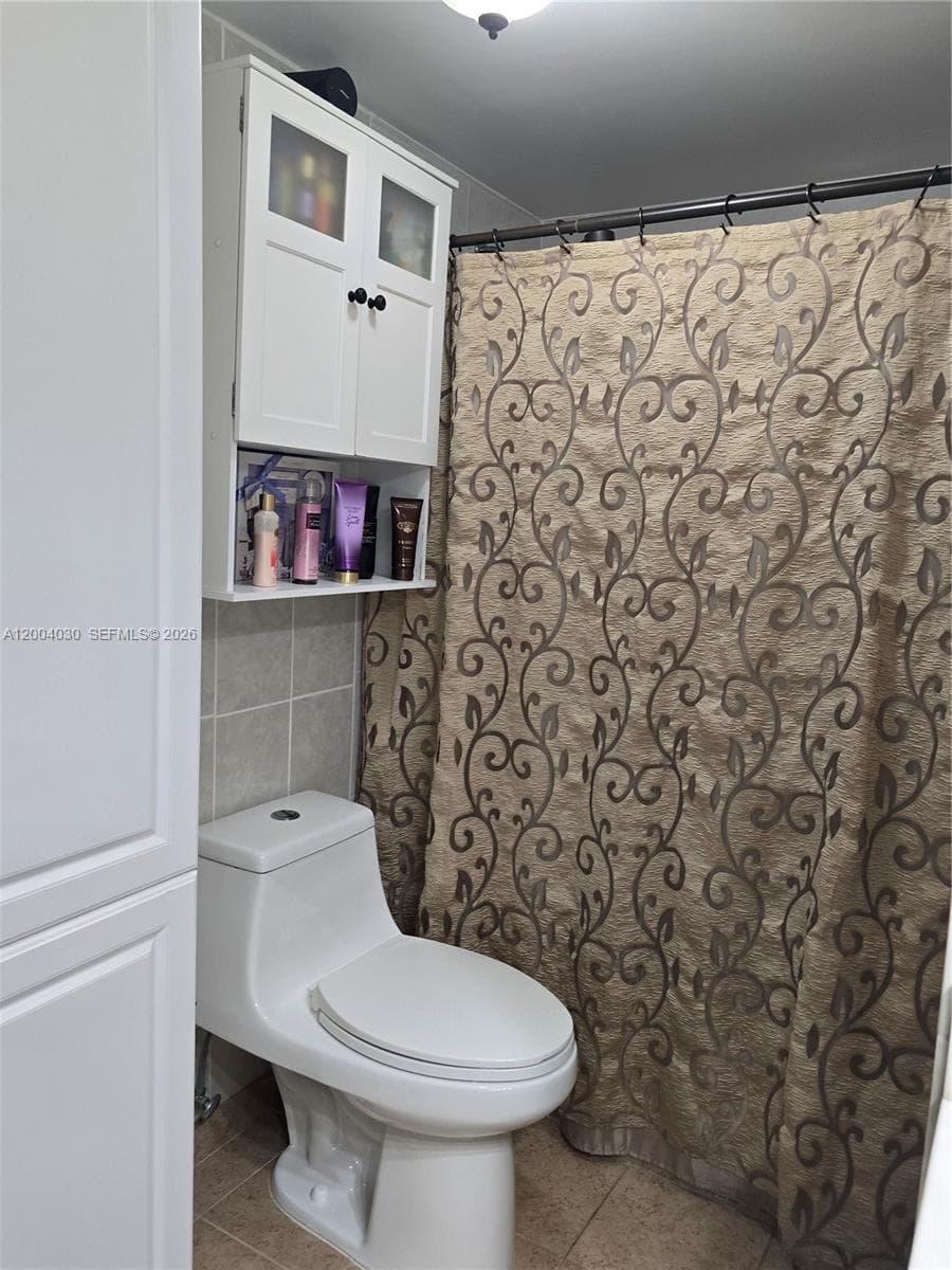 9018 NW 120th St # 133, Hialeah Gardens FL 33018 — 9