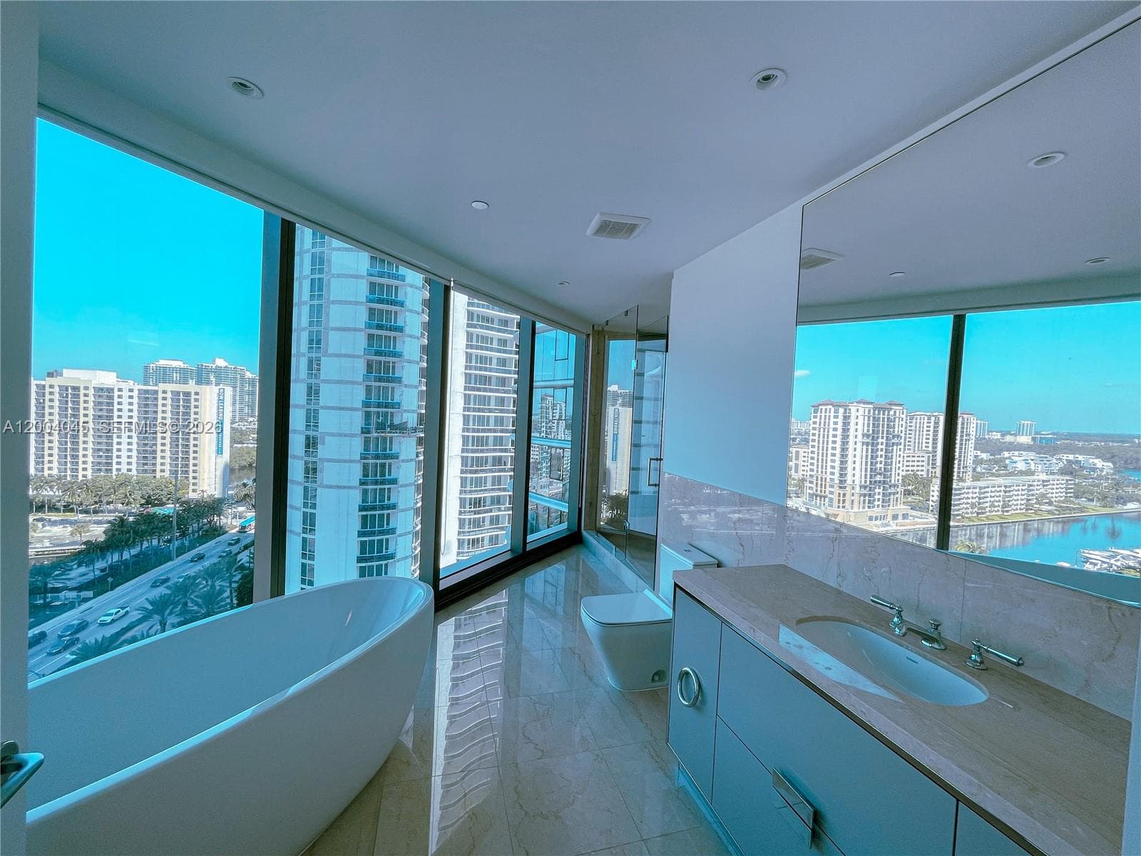 15701 Collins Ave # 1205, Sunny Isles Beach FL 33160 — 16