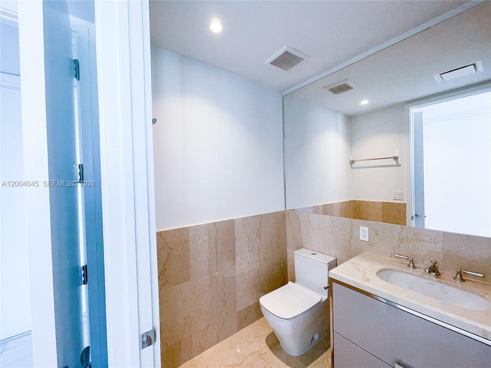 15701 Collins Ave # 1205, Sunny Isles Beach FL 33160 — 24