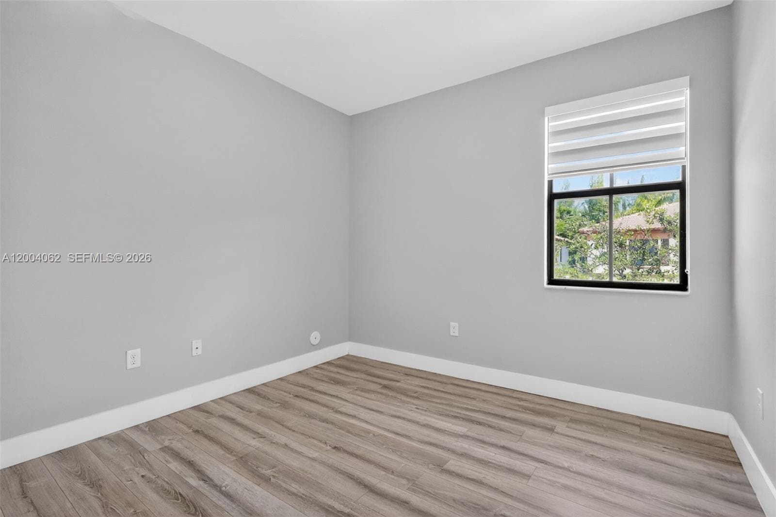 8895 NW 100th Pl, Doral FL 33178 — 23