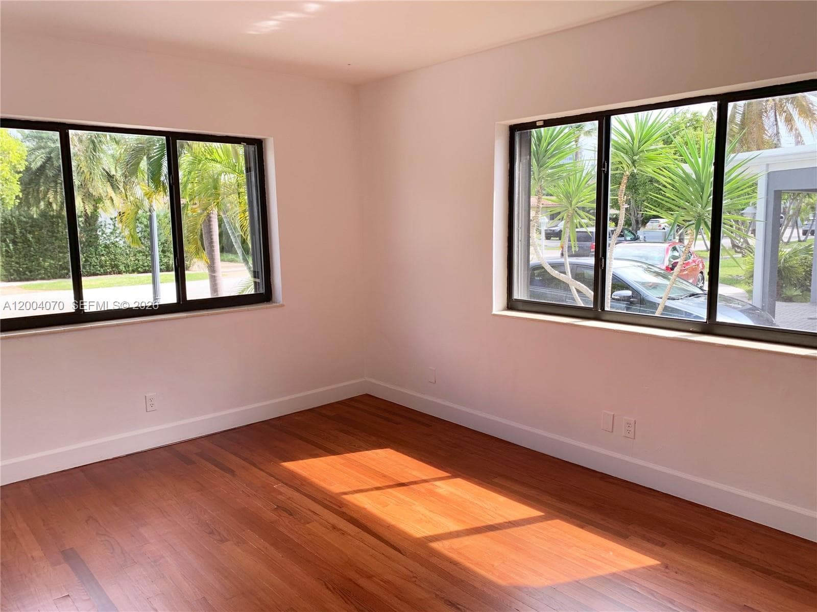 7750 Noremac Ave, Miami Beach FL 33141 — 13