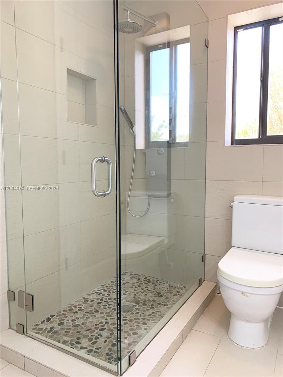 7750 Noremac Ave, Miami Beach FL 33141 — 17