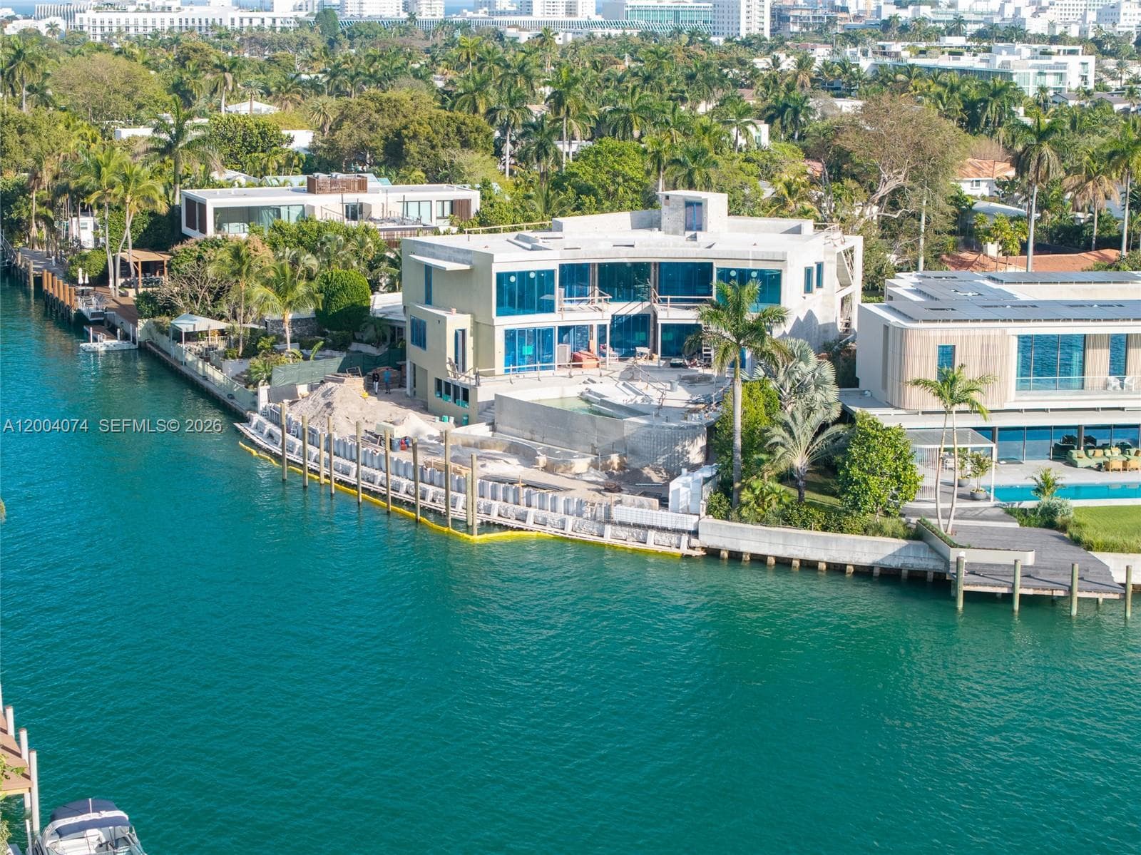 1649 W 22nd St, Miami Beach FL 33140 — 16