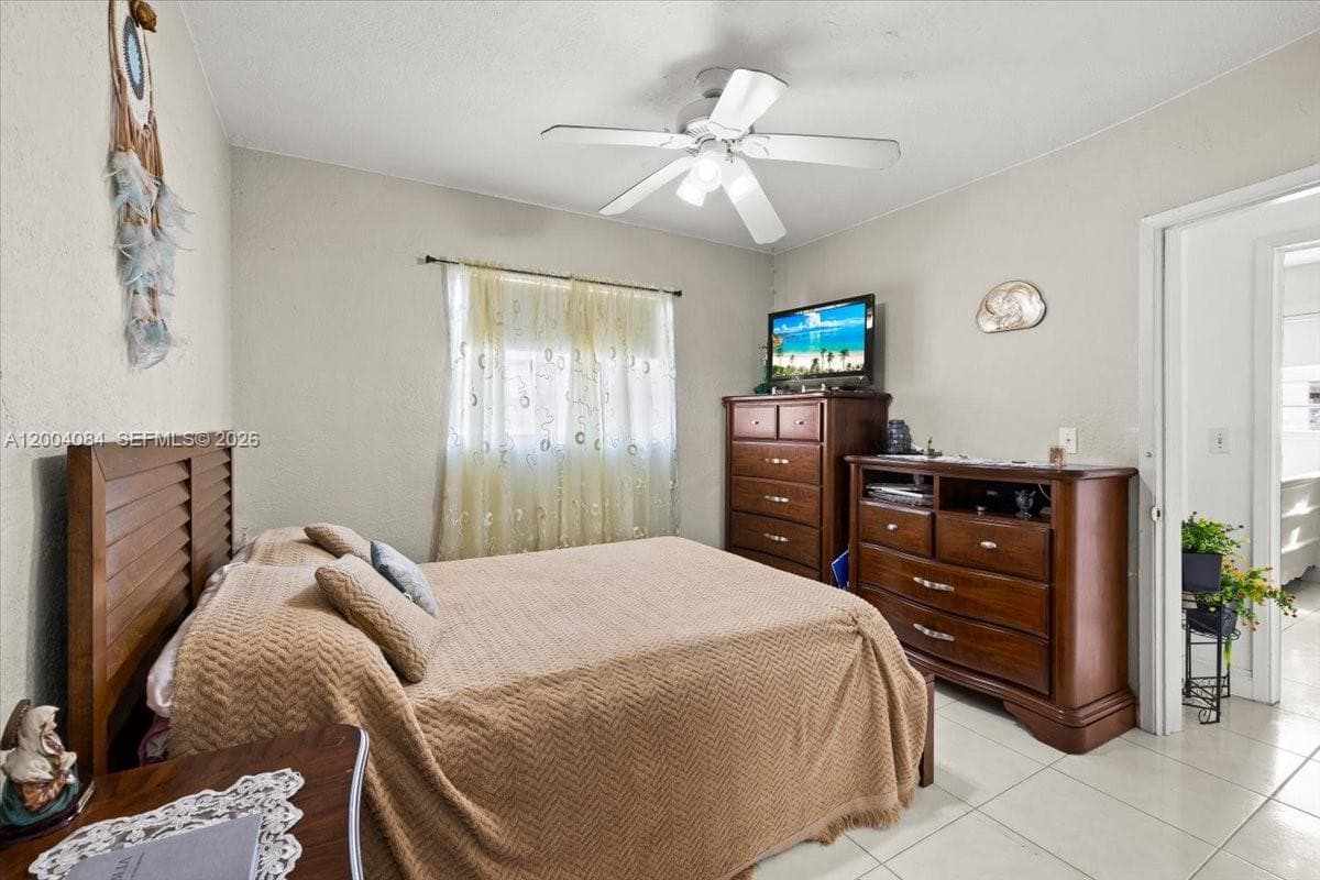 9025 SW 36th St, Miami FL 33165 — 11