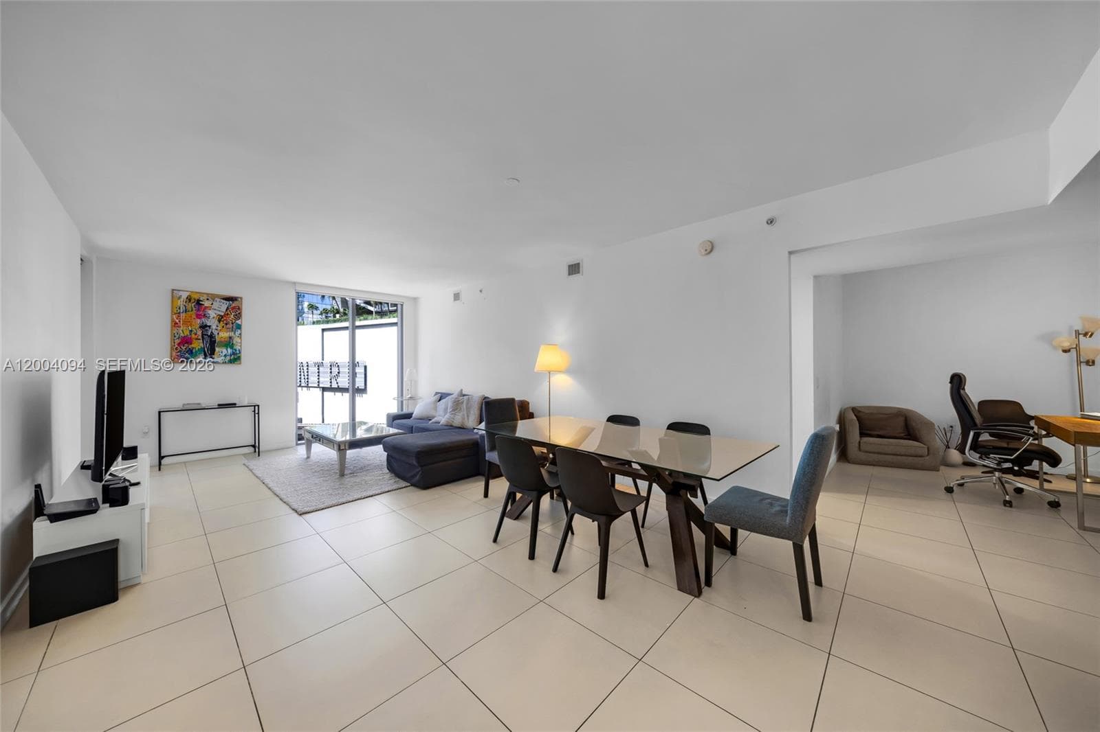 31 SE 6th St # 907, Miami FL 33131 — 3