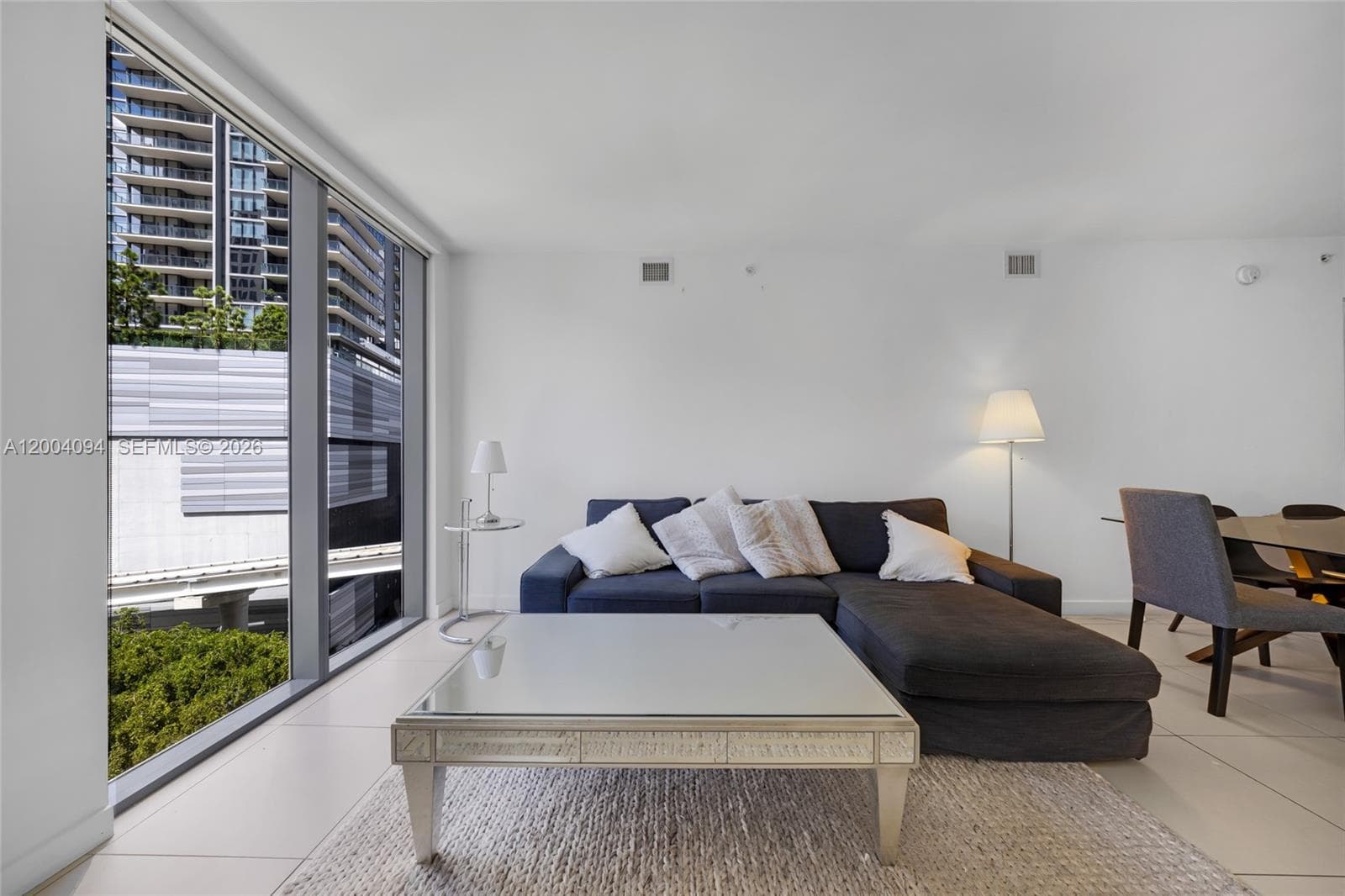 31 SE 6th St # 907, Miami FL 33131 — 5