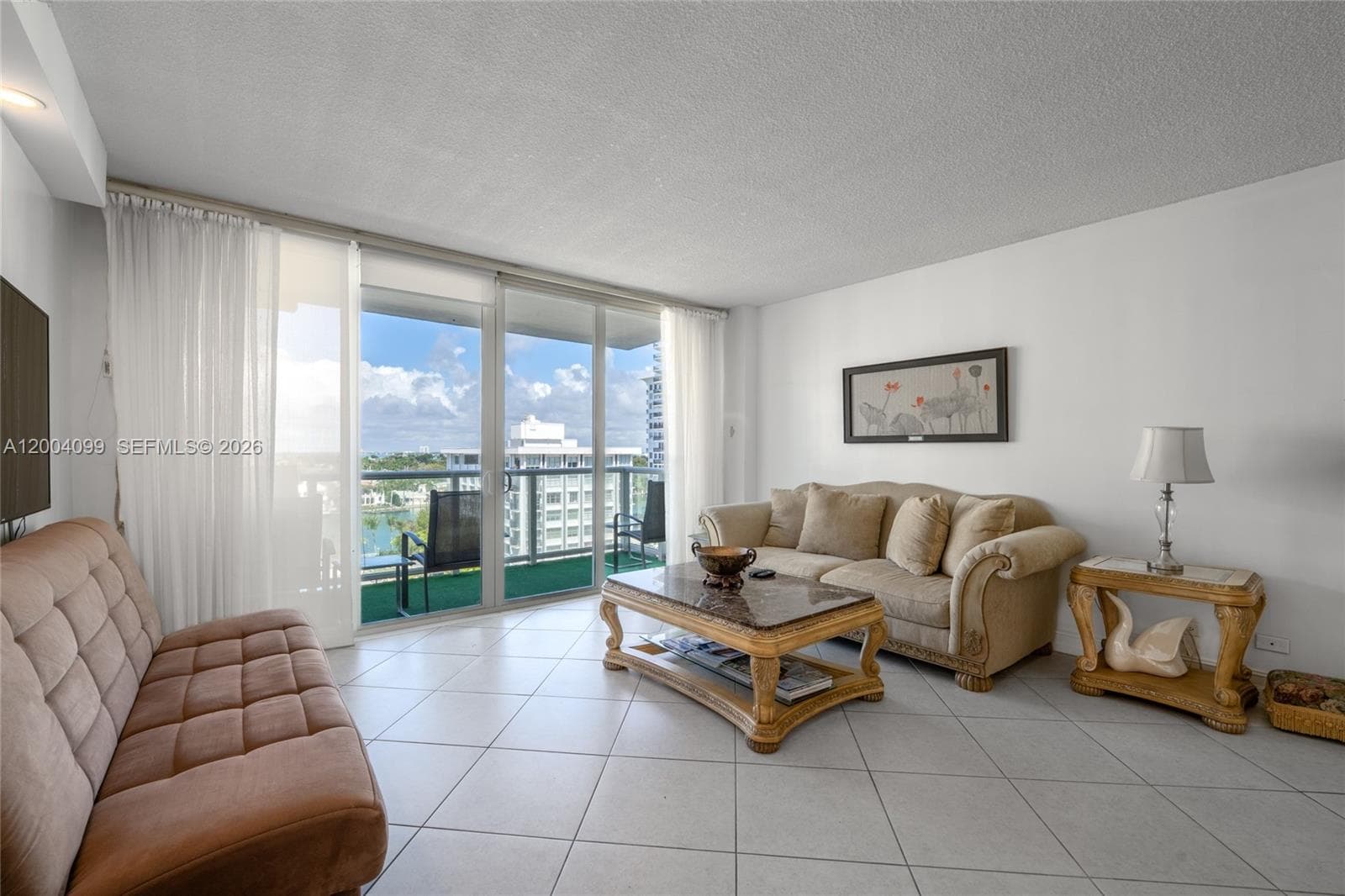 5601 Collins Ave # 919, Miami Beach FL 33140 — 7