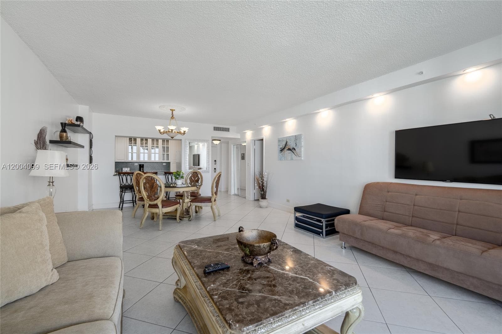 5601 Collins Ave # 919, Miami Beach FL 33140 — 5