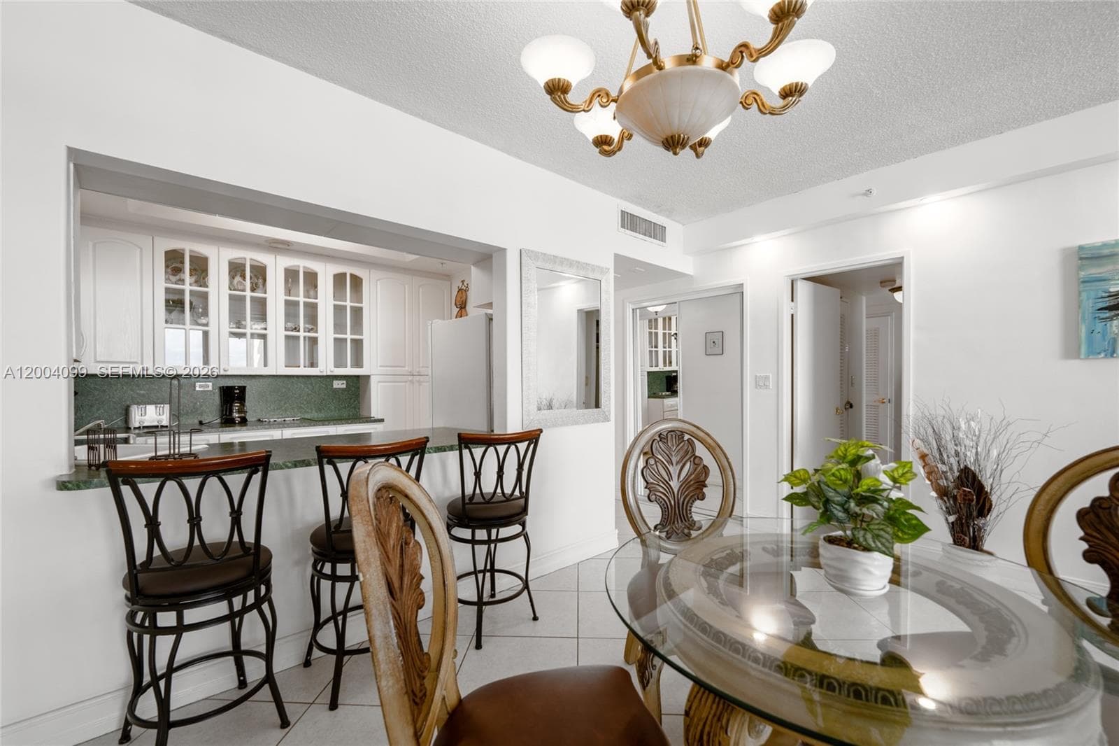 5601 Collins Ave # 919, Miami Beach FL 33140 — 9