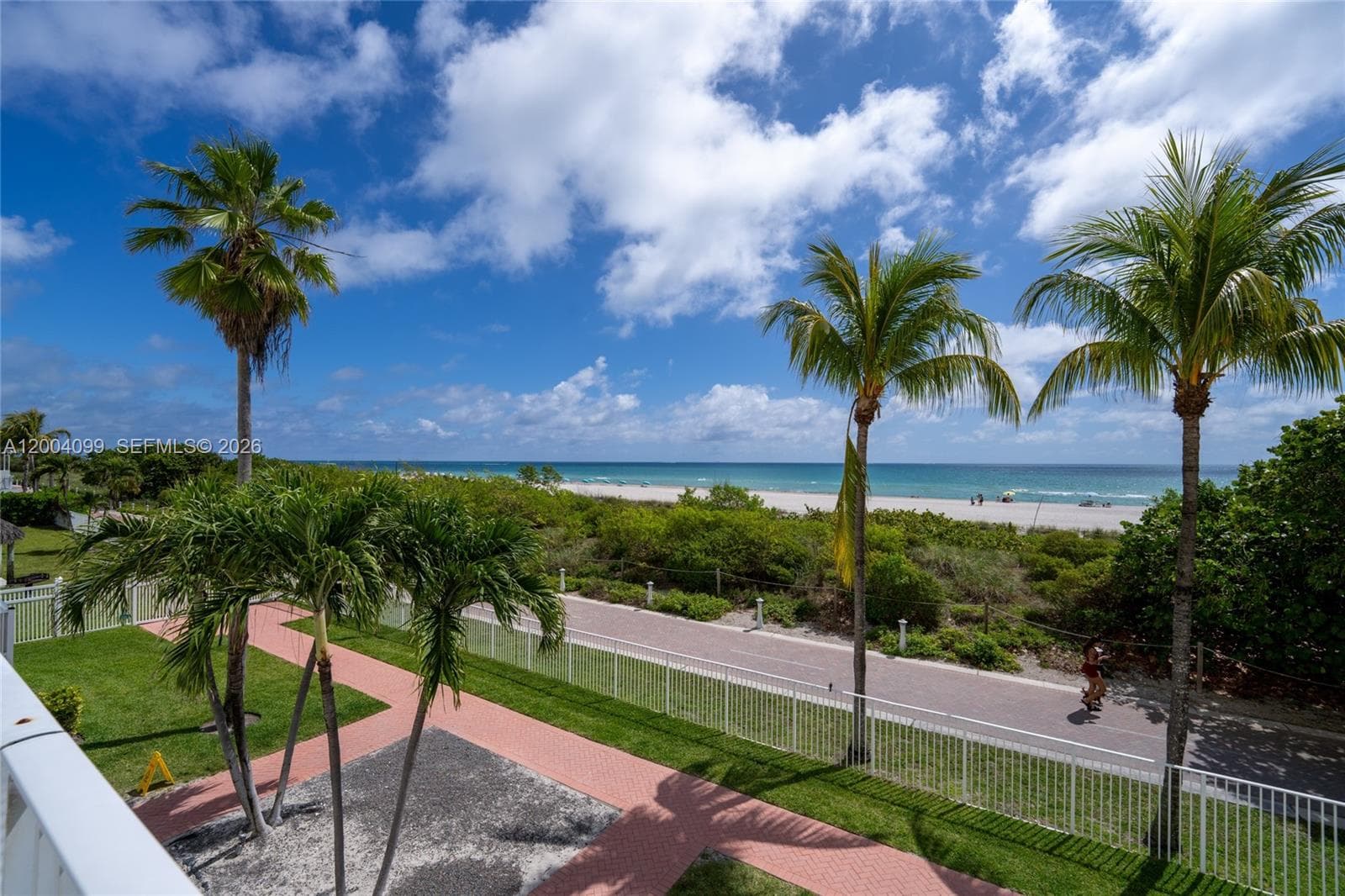 5601 Collins Ave # 919, Miami Beach FL 33140 — 37