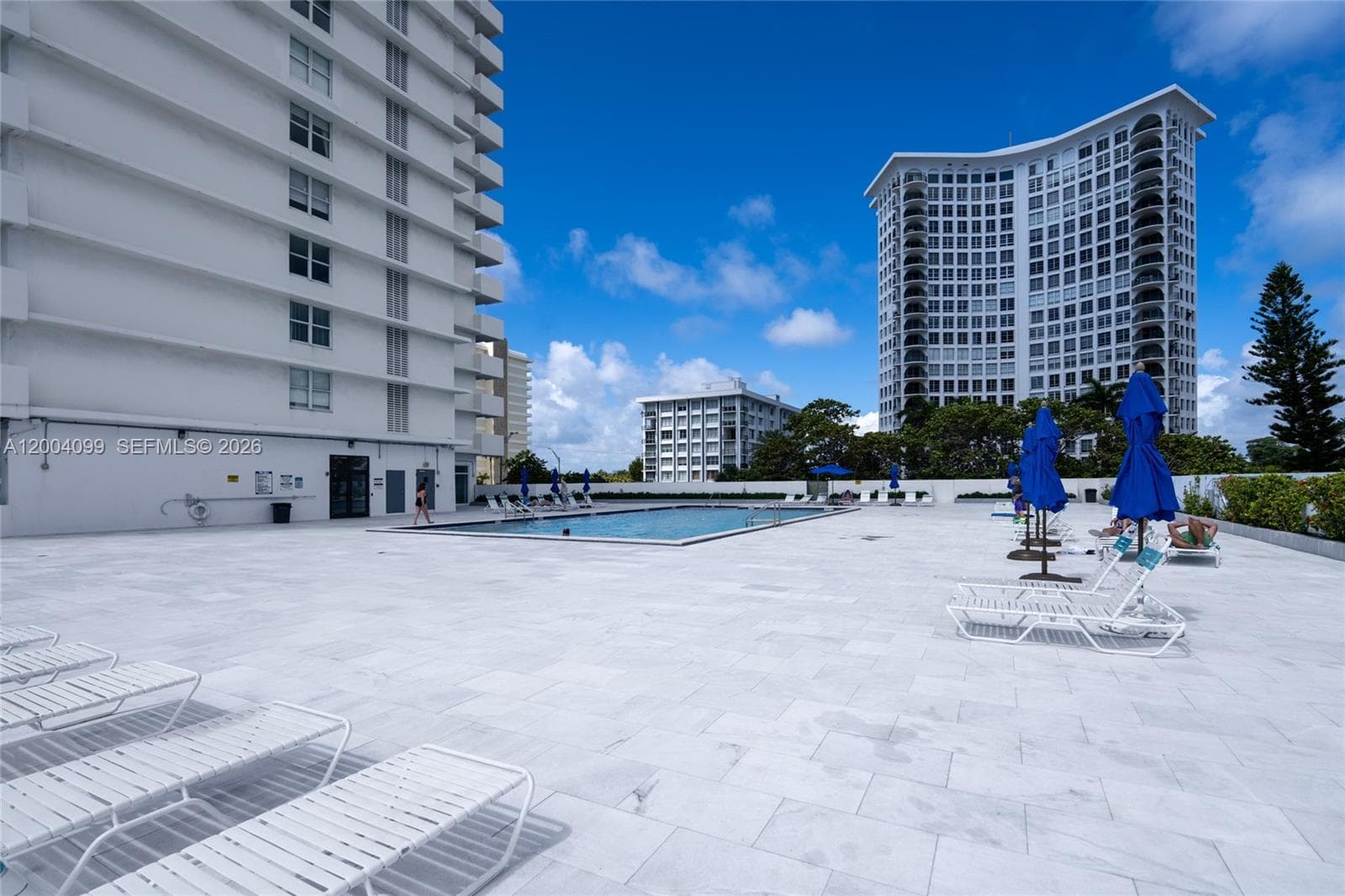 5601 Collins Ave # 919, Miami Beach FL 33140 — 31