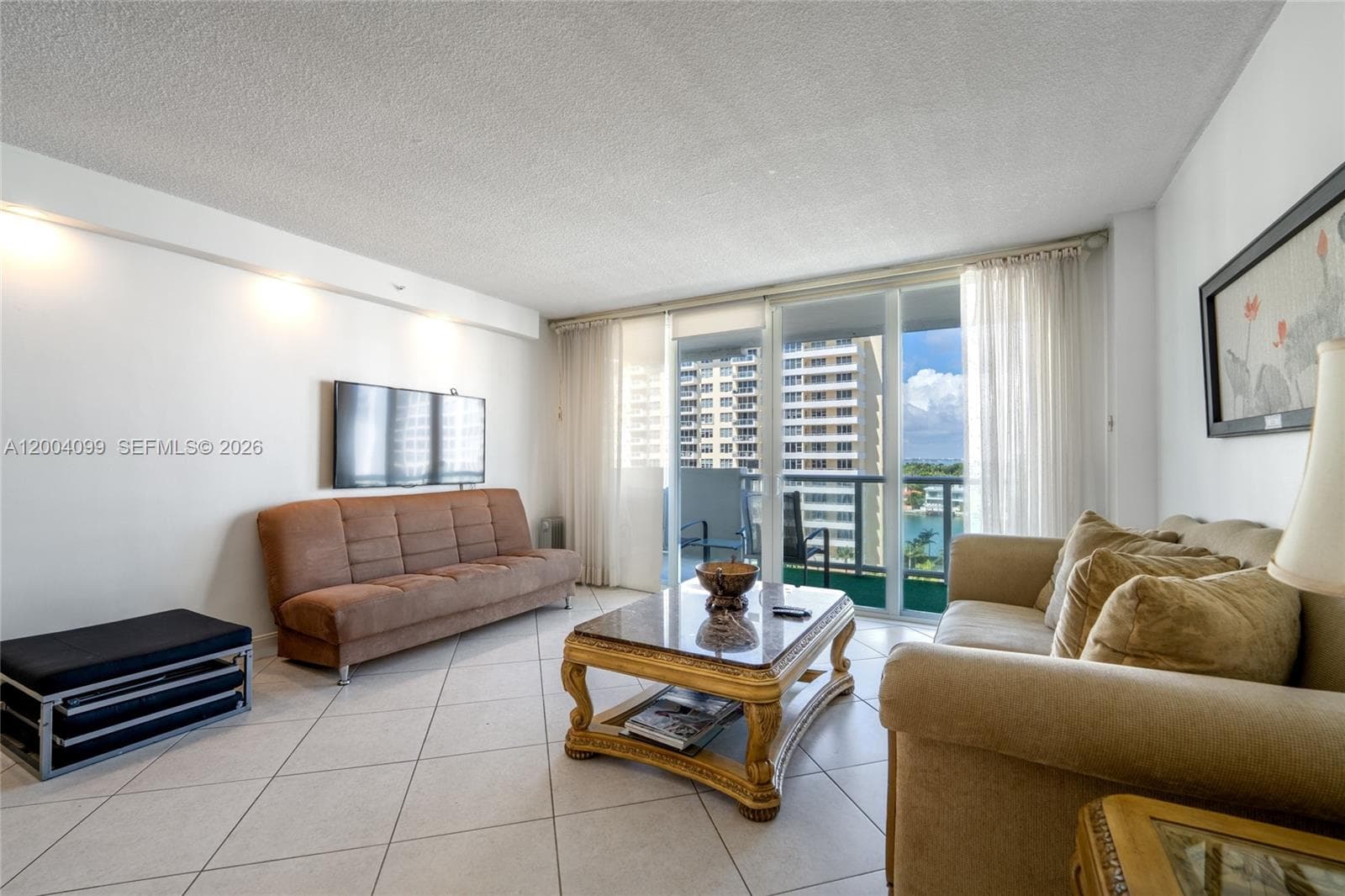 5601 Collins Ave # 919, Miami Beach FL 33140 — 8