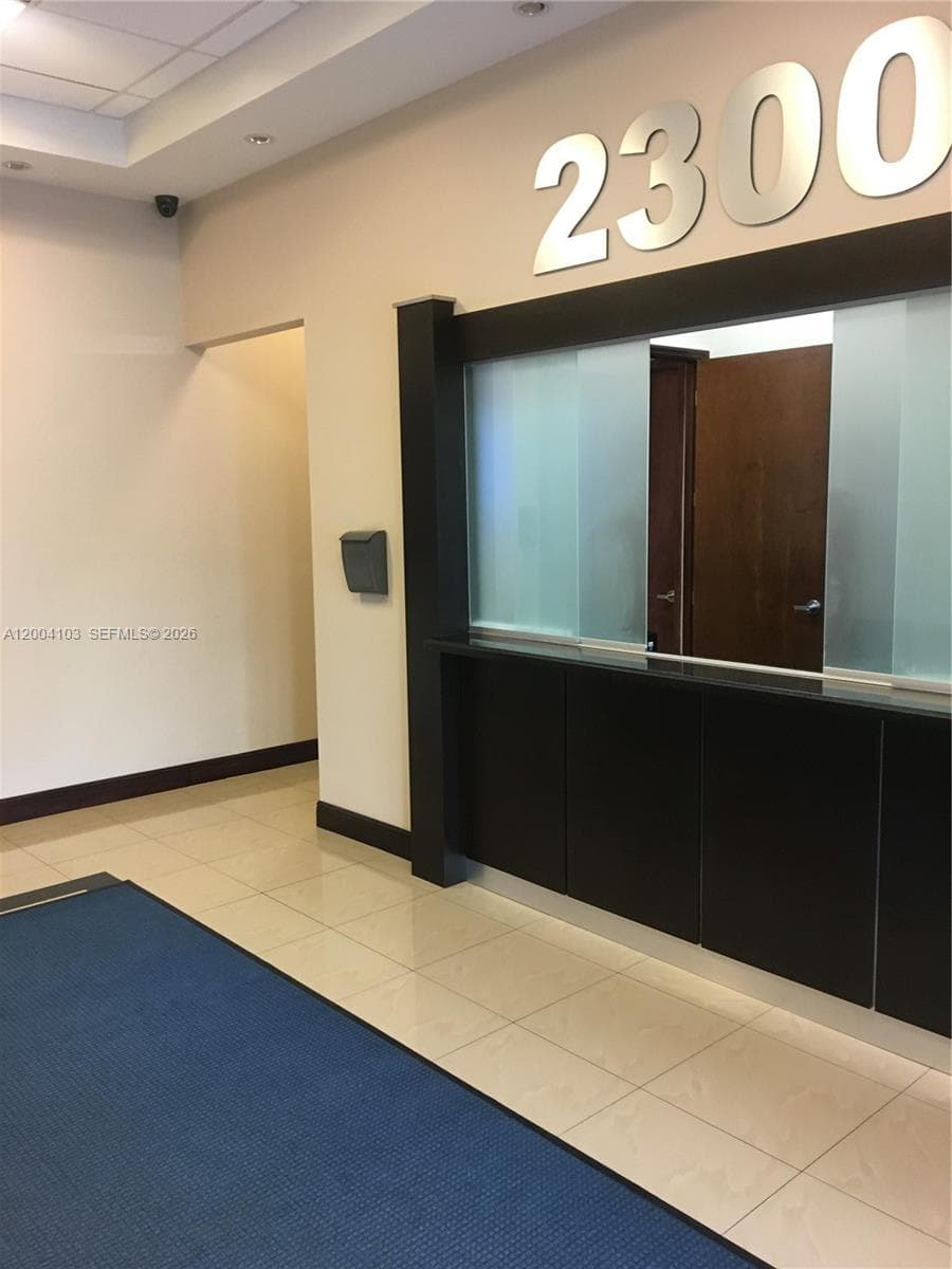 2300 W 84th St # 304, Hialeah FL 33016 — 9