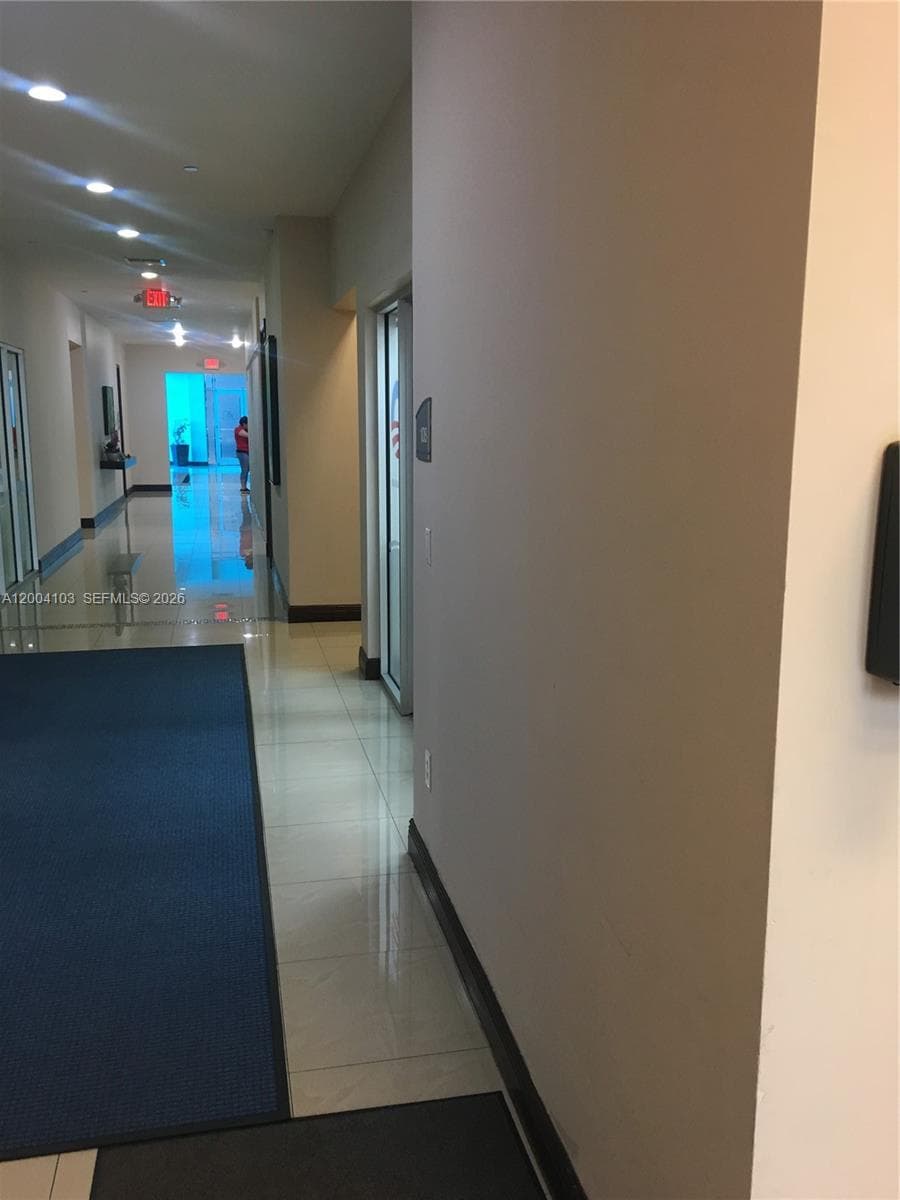 2300 W 84th St # 304, Hialeah FL 33016 — 11