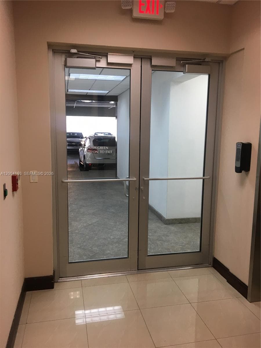 2300 W 84th St # 304, Hialeah FL 33016 — 8