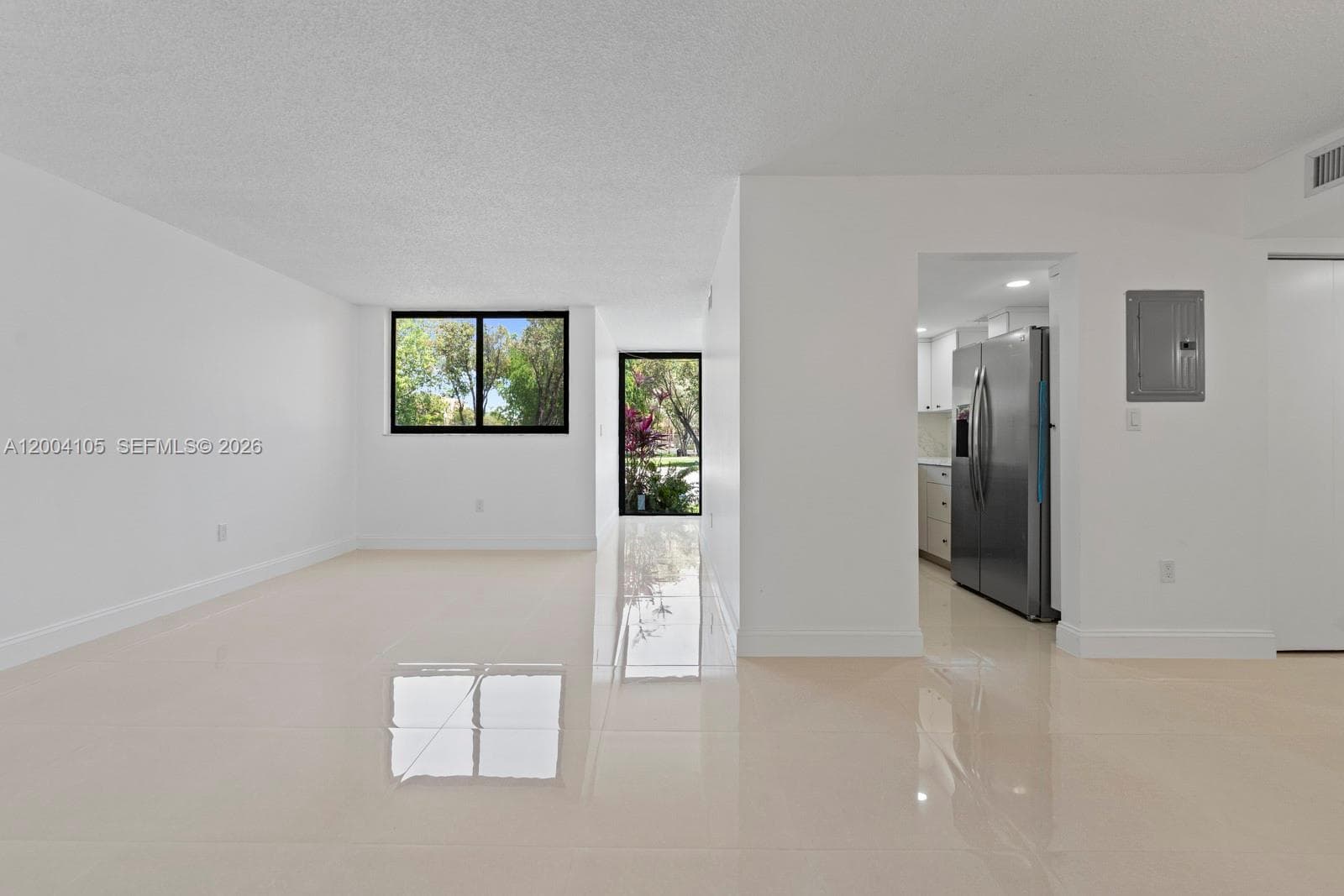 9440 W Flagler St # 106, Miami FL 33174 — 2