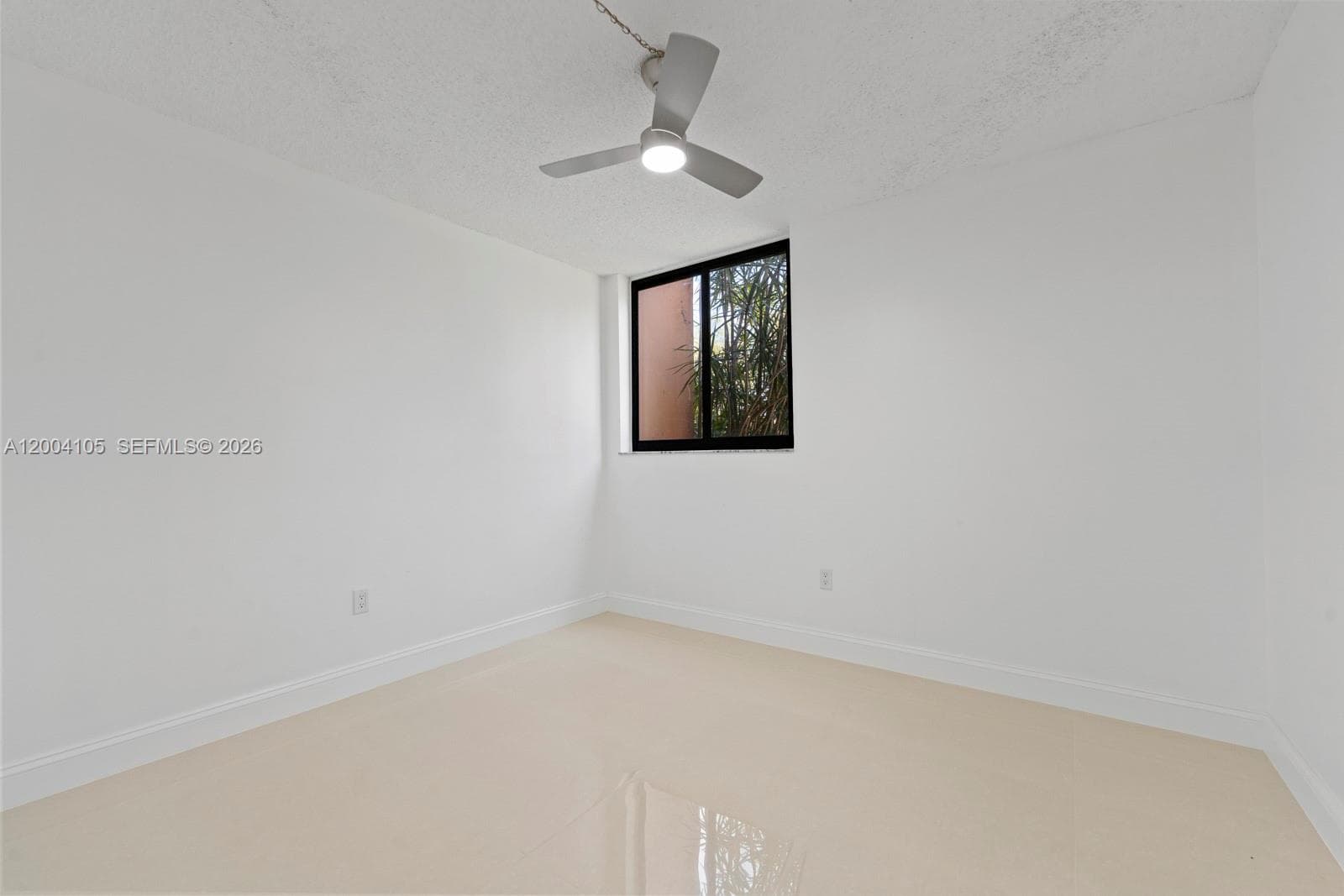 9440 W Flagler St # 106, Miami FL 33174 — 12