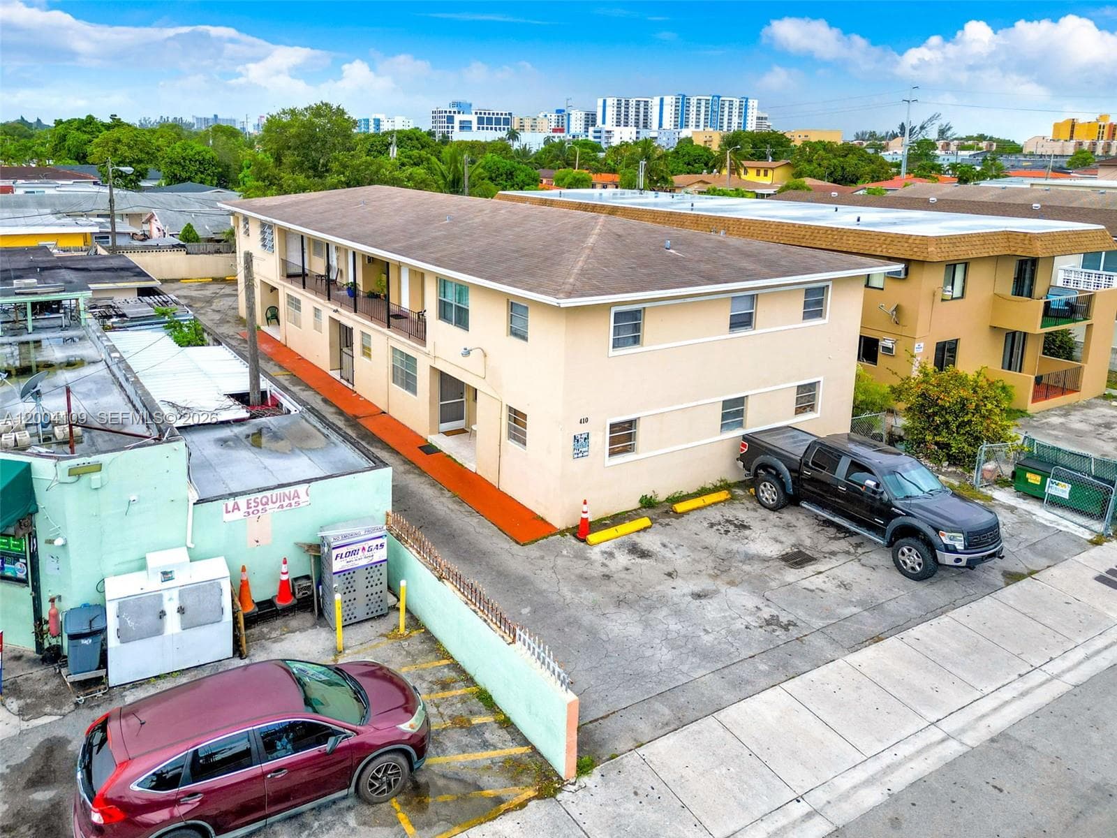 410 NW 47th Ave, Miami FL 33126 — 1