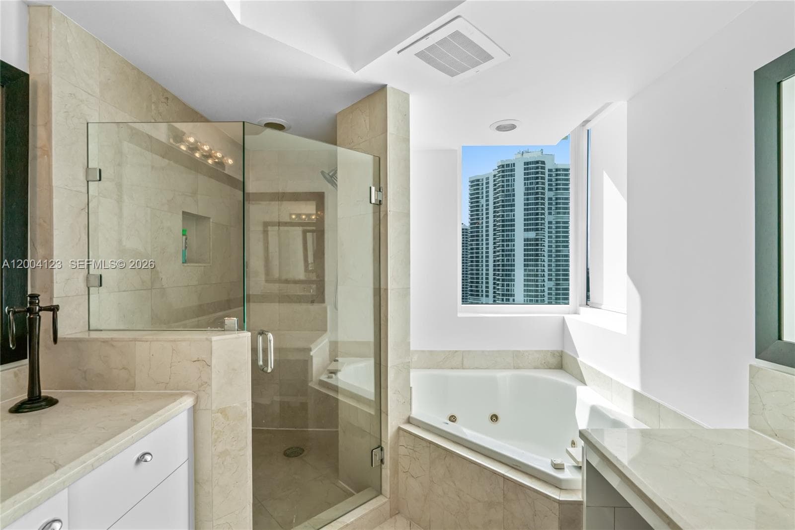 19400 Turnberry Way # 1731, Aventura FL 33180 — 19