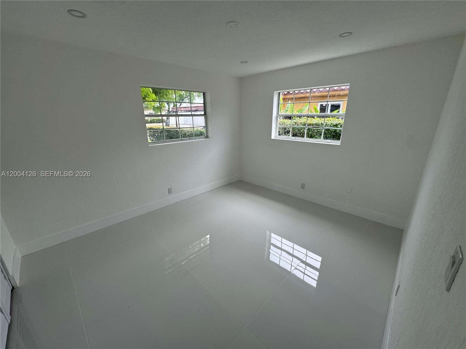 8064 W 14th Ave, Hialeah FL 33014 — 14