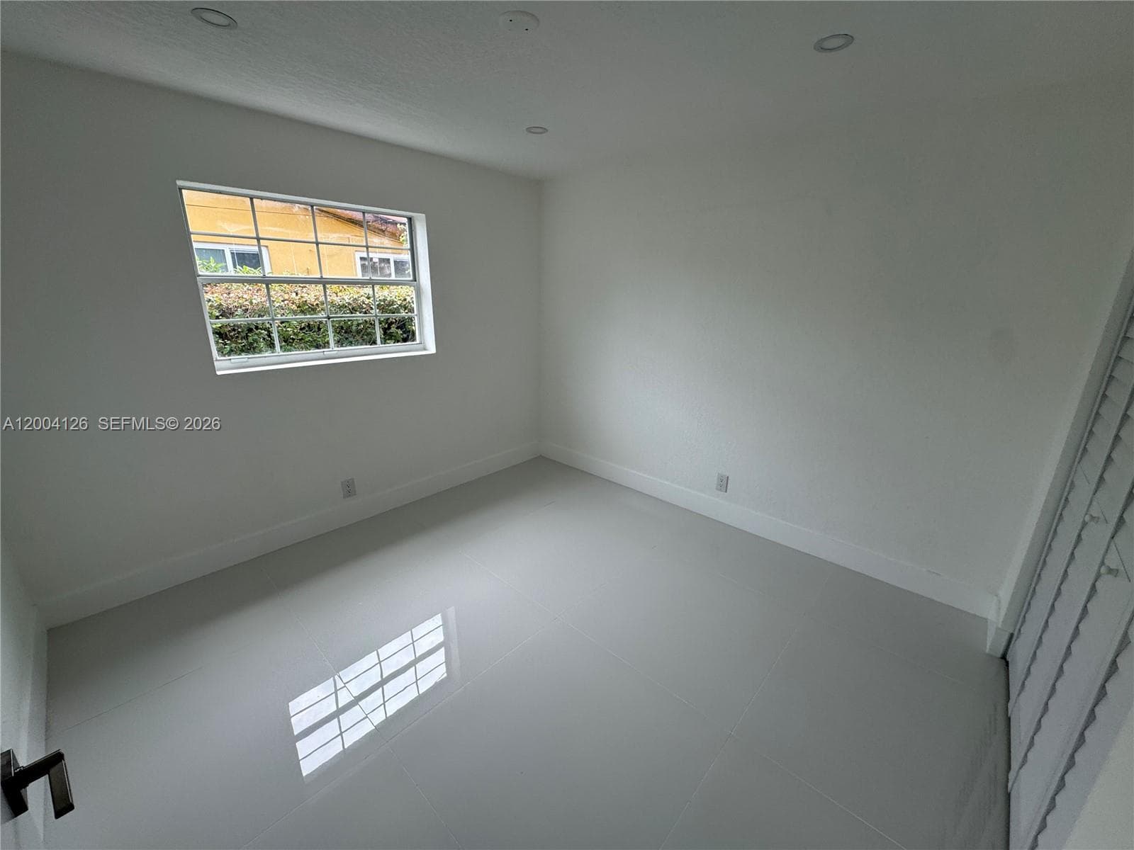 8064 W 14th Ave, Hialeah FL 33014 — 15