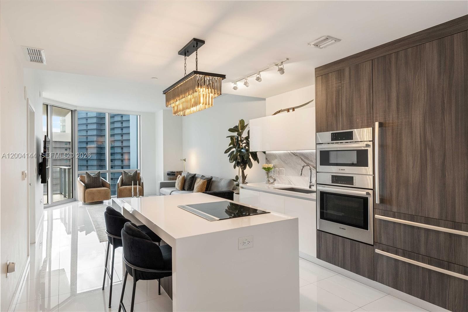 851 NE 1st Ave # 4405, Miami FL 33132 — 2