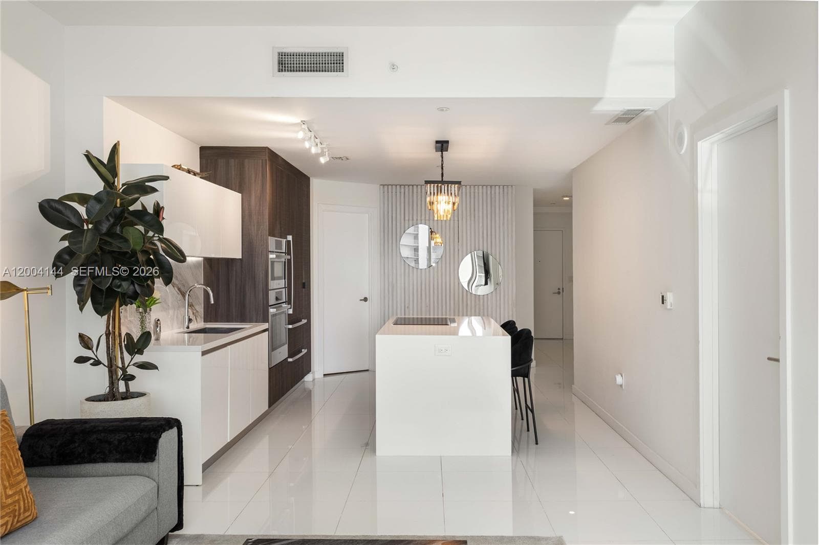 851 NE 1st Ave # 4405, Miami FL 33132 — 9
