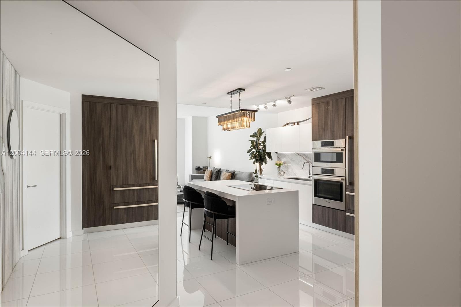 851 NE 1st Ave # 4405, Miami FL 33132 — 10
