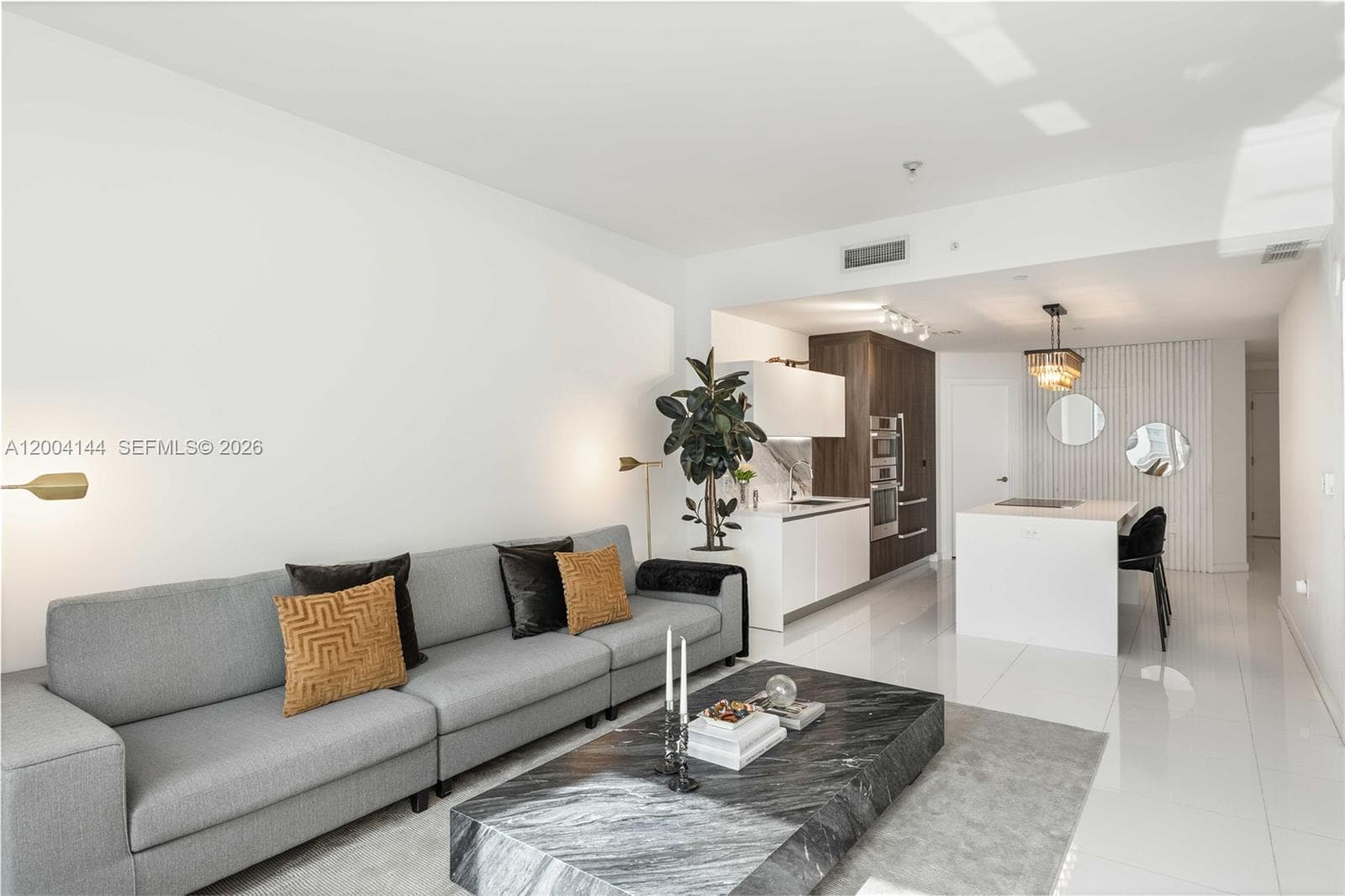 851 NE 1st Ave # 4405, Miami FL 33132 — 4