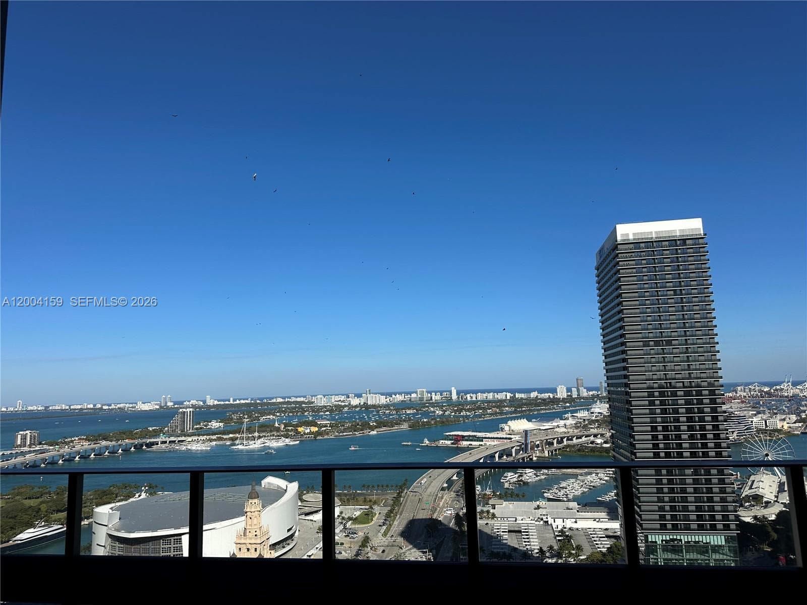 121 NE 5 # 2712, Miami FL 33132 — 52