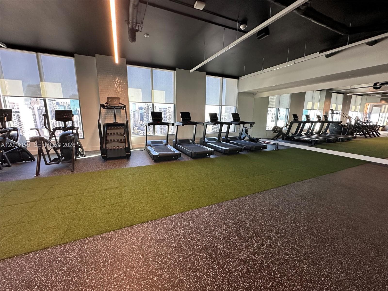 121 NE 5 # 2712, Miami FL 33132 — 42