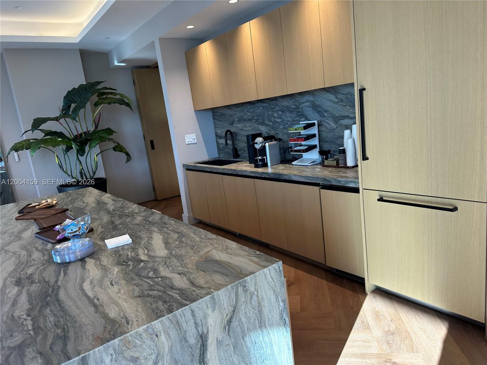 121 NE 5 # 2712, Miami FL 33132 — 47