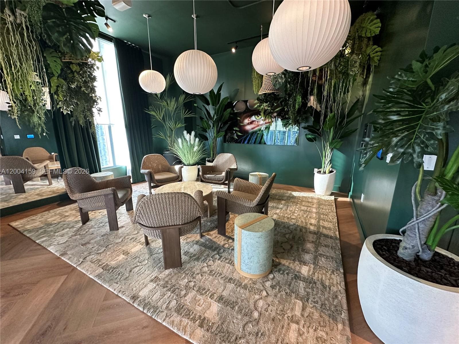 121 NE 5 # 2712, Miami FL 33132 — 41