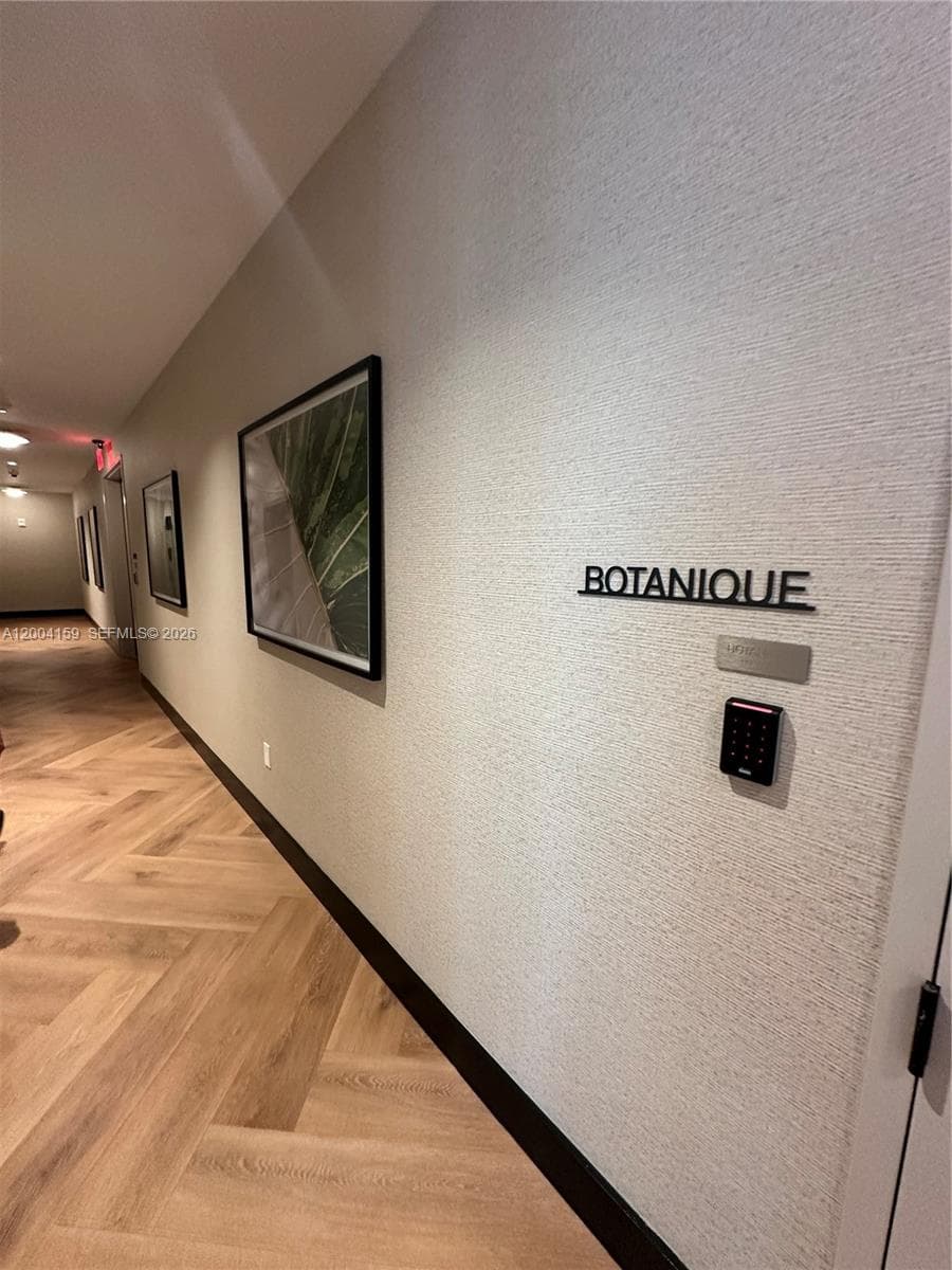 121 NE 5 # 2712, Miami FL 33132 — 37