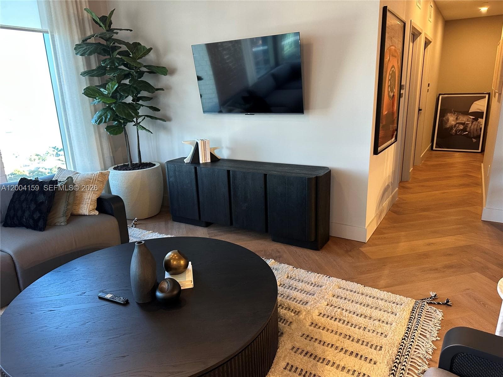 121 NE 5 # 2712, Miami FL 33132 — 31