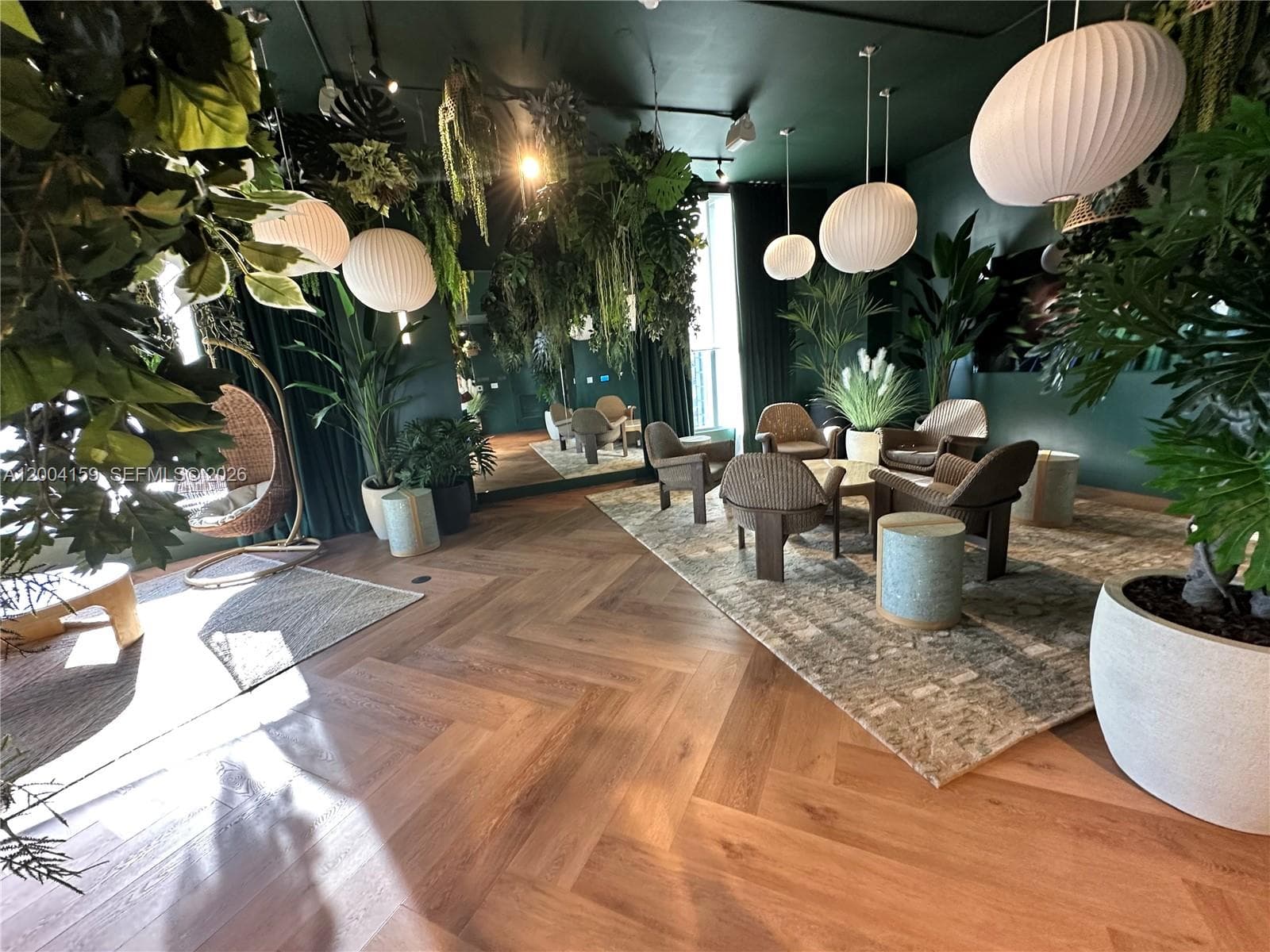 121 NE 5 # 2712, Miami FL 33132 — 39