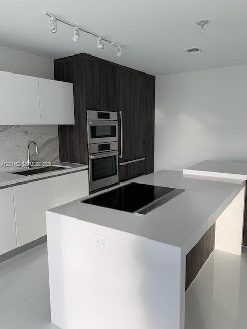 851 NE 1st Ave # 2110, Miami FL 33132 — 2