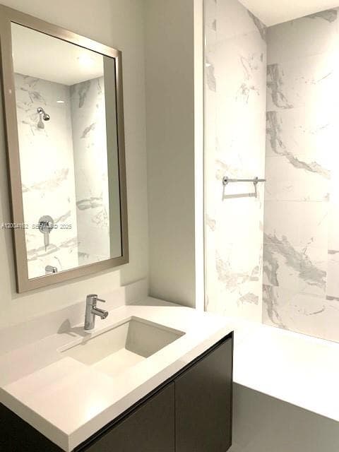851 NE 1st Ave # 2110, Miami FL 33132 — 11