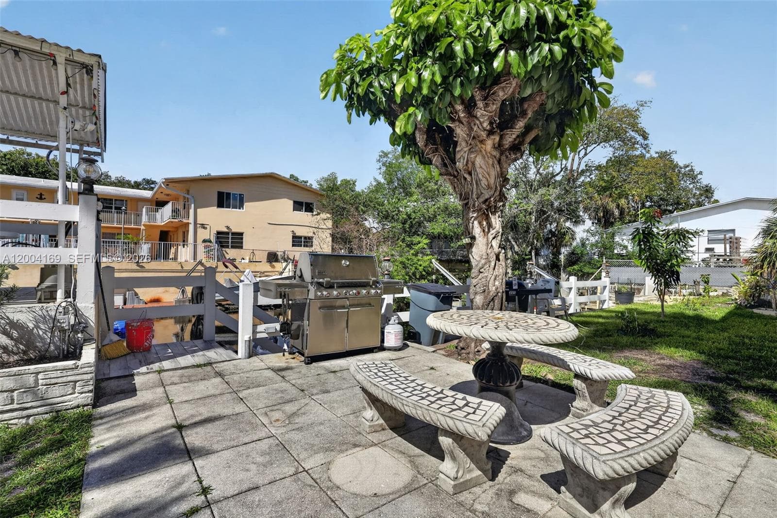 1820 Venice Park Dr # 102, North Miami FL 33181 — 33